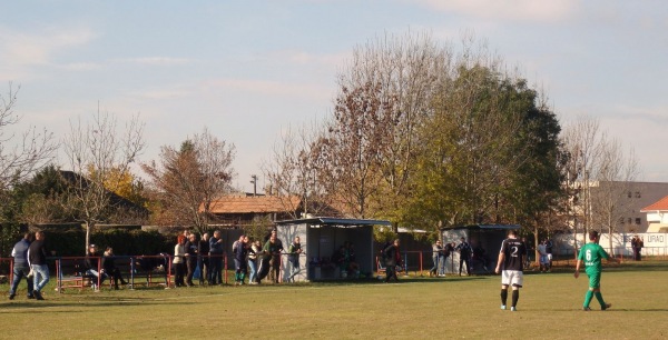 Futbalové ihrisko Baka - Baka