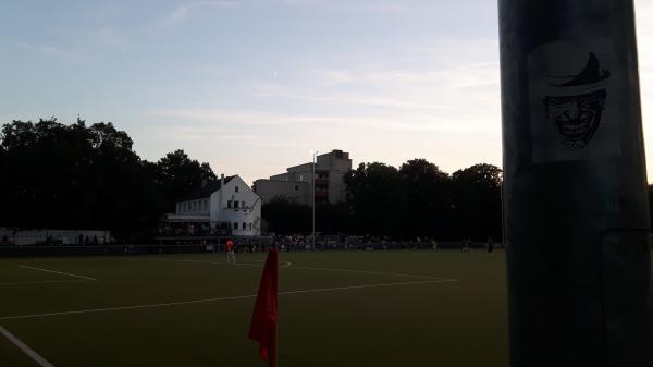 Sportanlage Apenrader Straße - Köln-Neuehrenfeld
