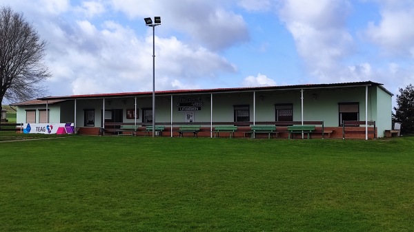 Helmepark-Sportstätte - Heringen/Helme-Uthleben