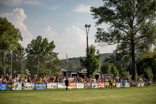 Sportplatz Niederlungwitz - Glauchau-Niederlungwitz