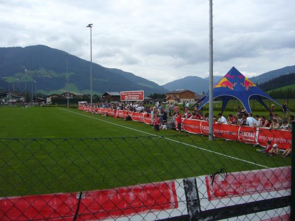 Sportzentrum Flachau Nebenplatz - Flachau
