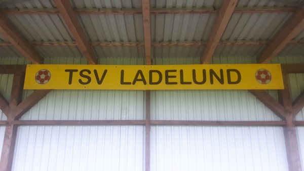 Sportplatz an der Grundschule - Ladelund