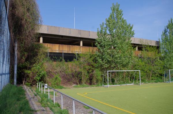 Sportplatz Chausseestraße (alt) - Berlin-Mitte