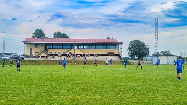 Sportplatz auf der Höhe - Büllingen-Krinkelt