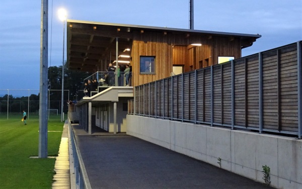 Sportplatz Oberbuch - Buch