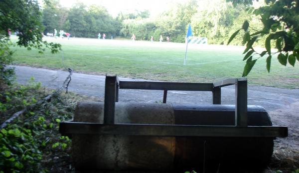 Sportplatz an der L820 - Willebadessen-Niesen