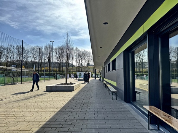 Sportplatz am Freibad - Bad Oeynhausen-Lohe