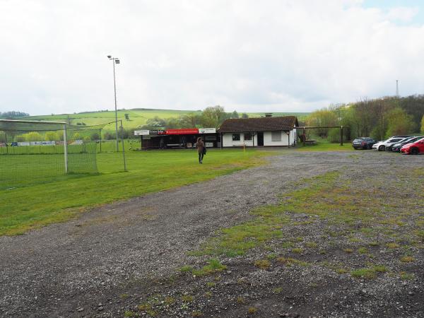 Sportplatz Erkeln - Brakel-Erkeln