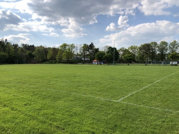 Gustav-Schickedanz-Stadion Nebenplatz 2 - Fürth/Mittelfranken-Oberfürberg