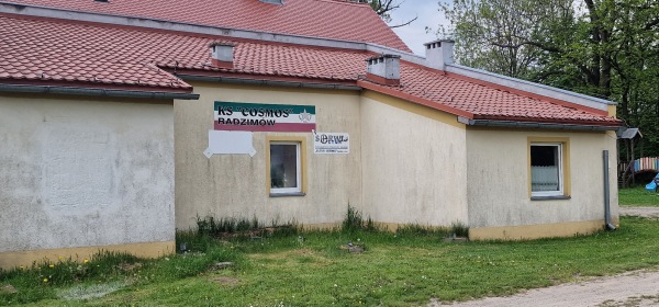 Boisko w  Radzimowie - Radzimów