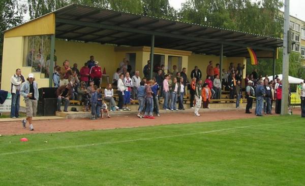 Stadion Alleestraße - Tutow