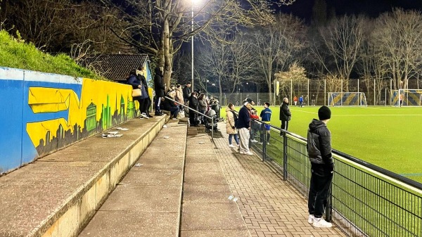 Sportplatz Rheindorfer Kessel - Bonn-Rheindorf