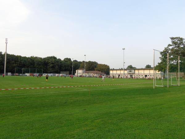 Herbert-Dröse-Stadion Nebenplatz 1 - Hanau-Wilhelmsbad