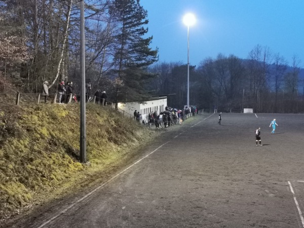 Sportplatz Mellnau - Wetter/Hessen-Mellnau