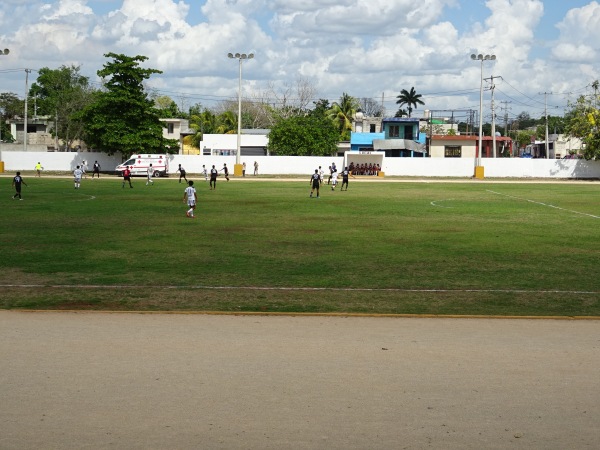 Unidad Deportiva Fernando Novelo - Valladolid