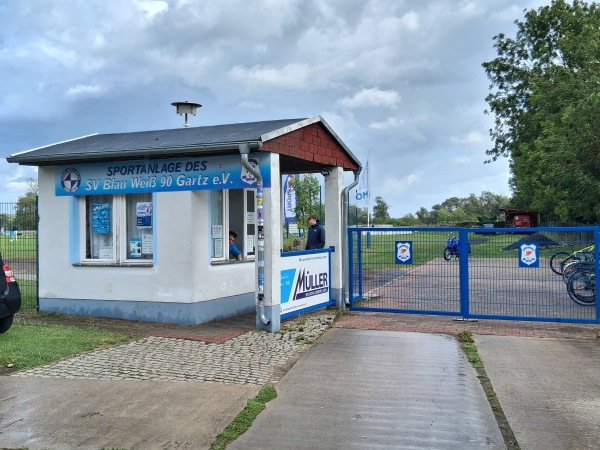 Geschwister-Scholl-Sportplatz - Gartz/Oder