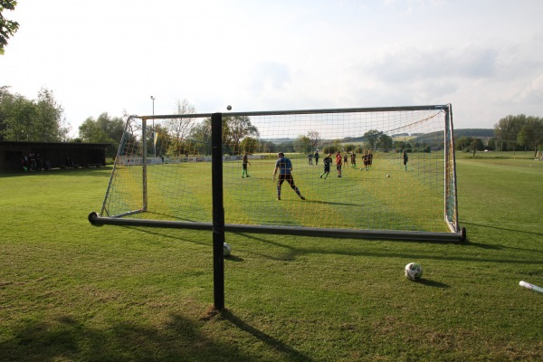 Sportplatz Zur Mühle - Warburg/Westfalen-Ossendorf