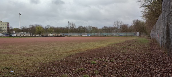 Bezirkssportanlage Döhren B-Platz - Hannover-Döhren