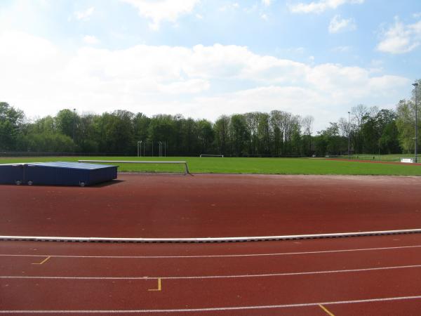Plaatweg-Stadion im Sportzentrum Mitte - Nordenham