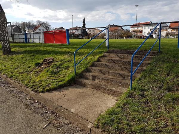 Sportplatz In den Obergärten - Rabenau/Hessen-Geilshausen