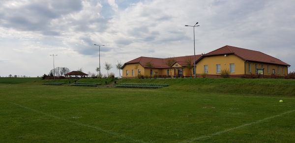 Boisko LKS Krasnik Dolny - Bolesławiec