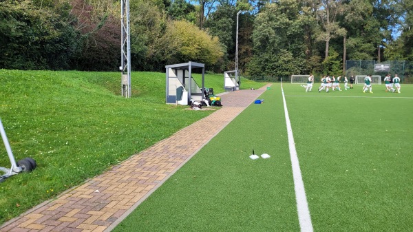 Wolfgang-Graf-Berghe-von-Trips-Stadion Nebenplatz - Kerpen-Horrem