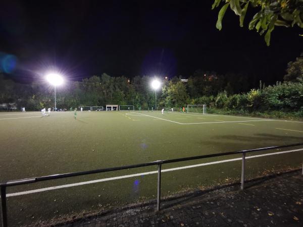 Sportplatz Auf der Burg - Walheim