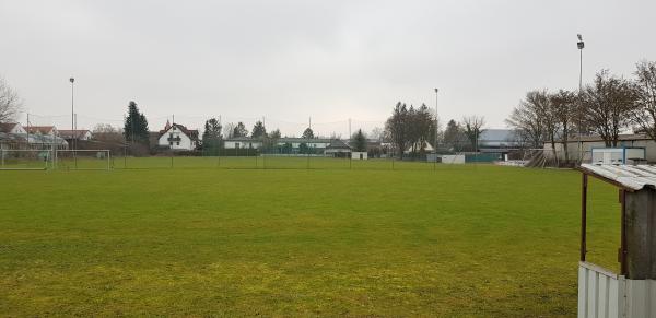 Willi Widhopf-Stadion Nebenplatz 1 - Eching bei Freising