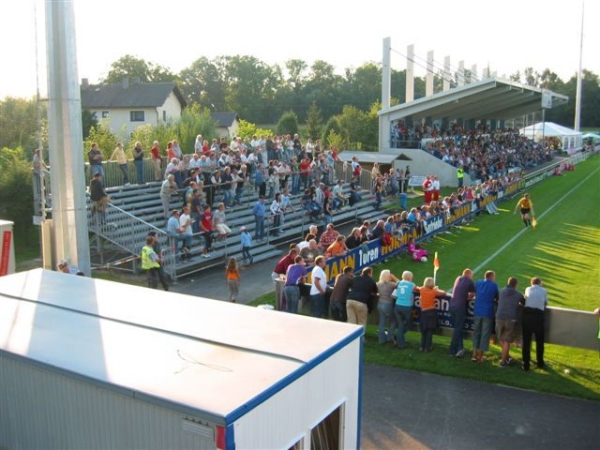 AXIANS Stadion Vor der Au - Schwanenstadt 