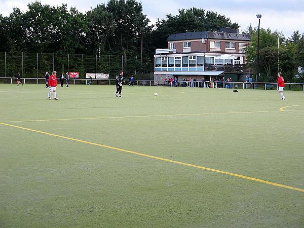 Sportzentrum Oststeinbek B-Platz - Oststeinbek