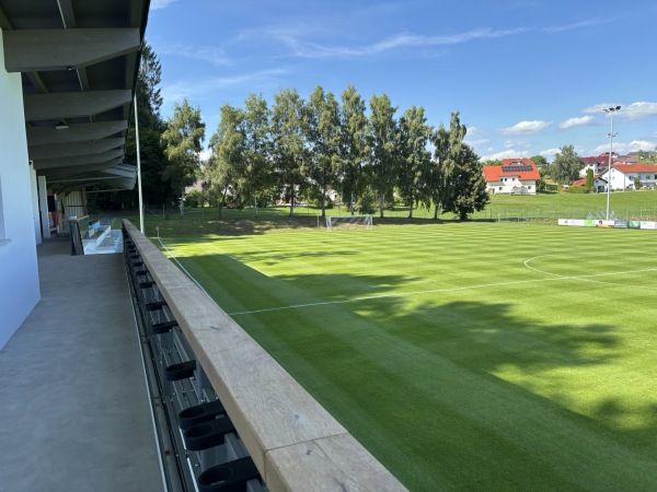 Waldparkstadion - Nebelberg