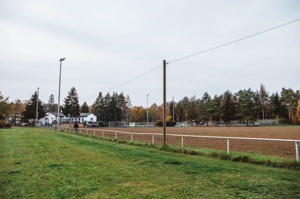 Sportgelände St. Johann Platz 2 - Erlangen-Alterlangen