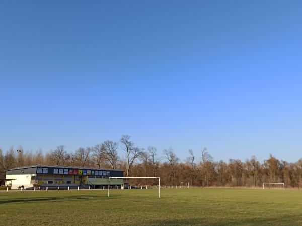 Sportgelände im Binsenfeld - Rastatt-Plittersdorf