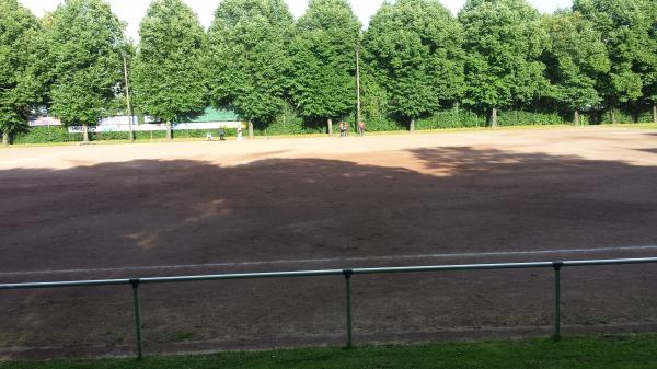 Sportplatz Rotenhäuser Damm (alt) - Hamburg-Wilhelmsburg