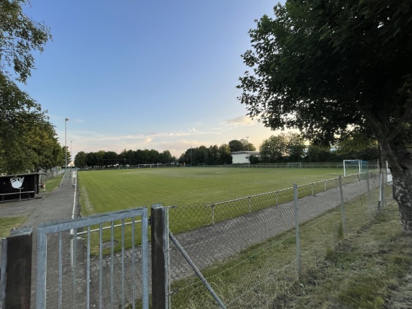 Sportanlage Ravolzhäuser Straße Platz 2 - Neuberg/Hessen