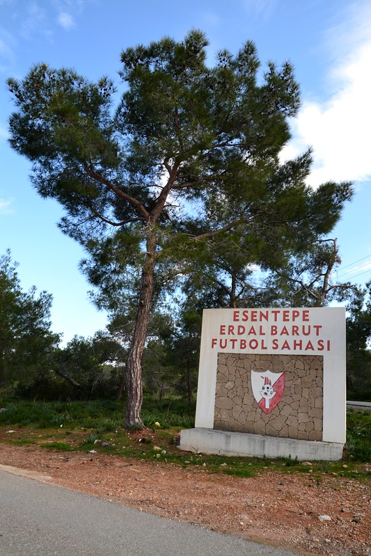 Esentepe Erdal Barut Stadyumu - Esentepe