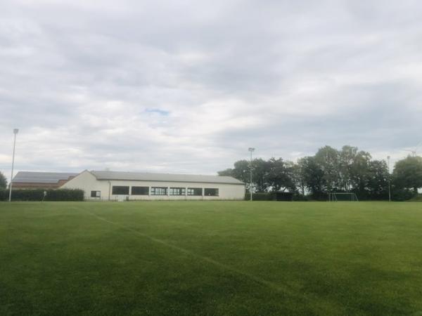 Sportplatz Am Gelke - Ense-Lüttringen