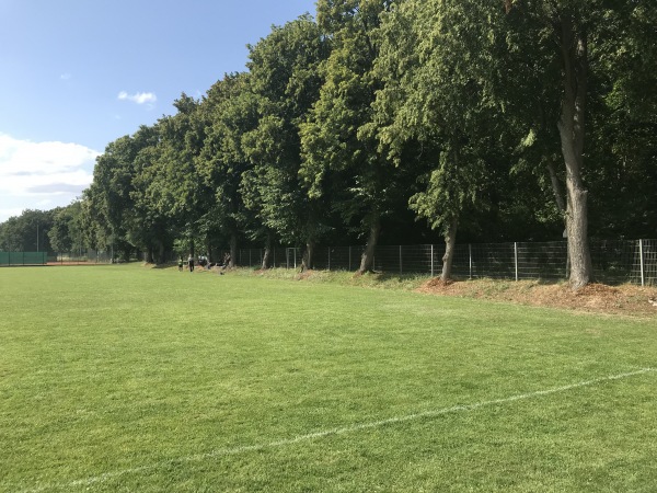 Sportanlage Grabener Allee - DJK-Ost-Platz - Karlsruhe-Oststadt