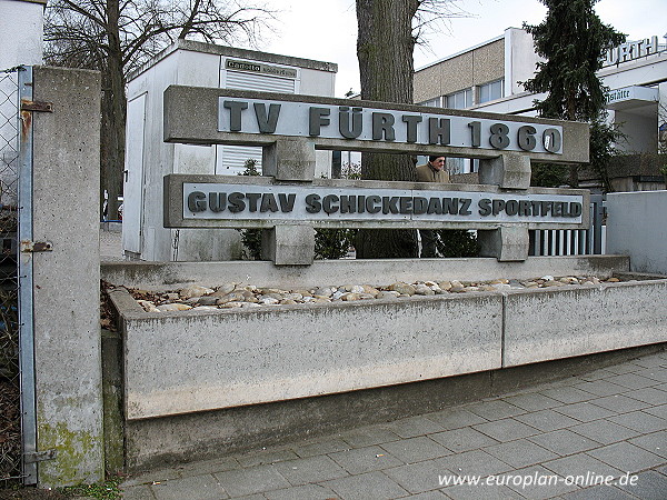 Gustav-Schickedanz-Stadion - Fürth/Mittelfranken-Oberfürberg