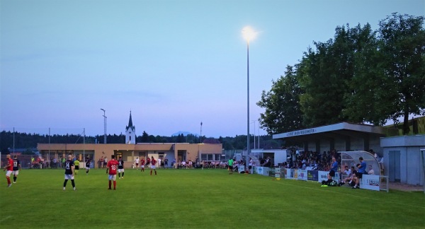 Autobahnstadion - Meggenhofen