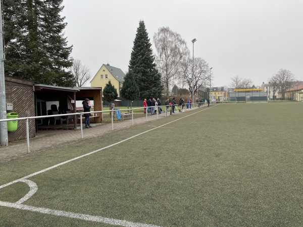 Helmut-Faeder-Sportplatz - Berlin-Französisch Buchholz