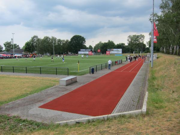 Reinhart von Hymmen-Sportanlage - Erkrath-Unterfeldhaus