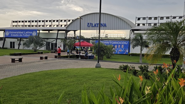 Estadio Universidad Latina - Llano Marin