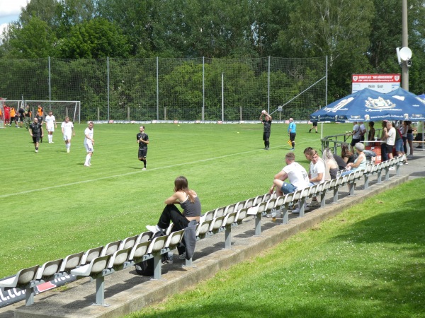 Sportplatz am Hänscheberg - Neusalza-Spremberg