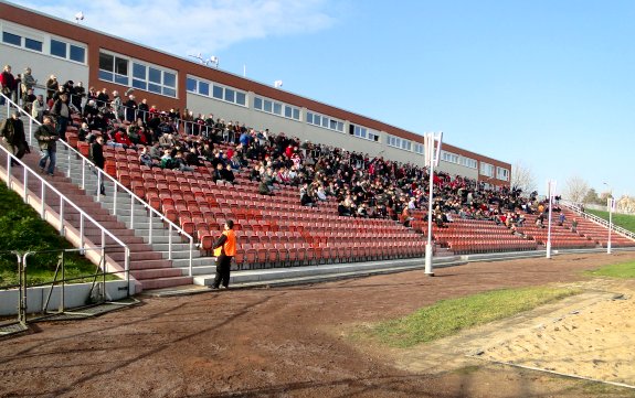 Stadion im Bildungszentrum  - Halle/Saale-Neustadt
