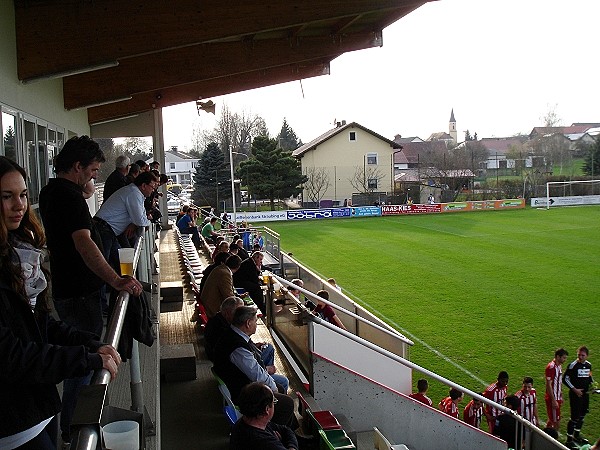 Maierhofer-Bau-Stadion - Leiblfing-Hankofen