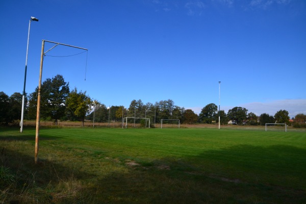 Sportanlage Am Bad Platz 2 - Gardelegen-Potzehne