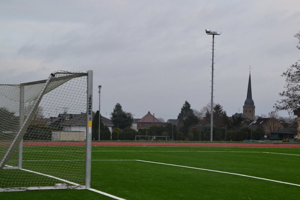 Sportplatz St.-Antonius-Straße - Nideggen-Embken