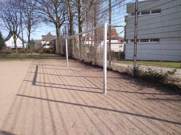 Sportplatz an der Grundschule - Bielefeld-Hillegossen