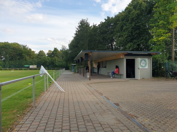 Sportplatz an der L365 - Geilenkirchen-Lindern